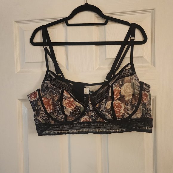 torrid Other - NWT Torrid Size 4 Bralette